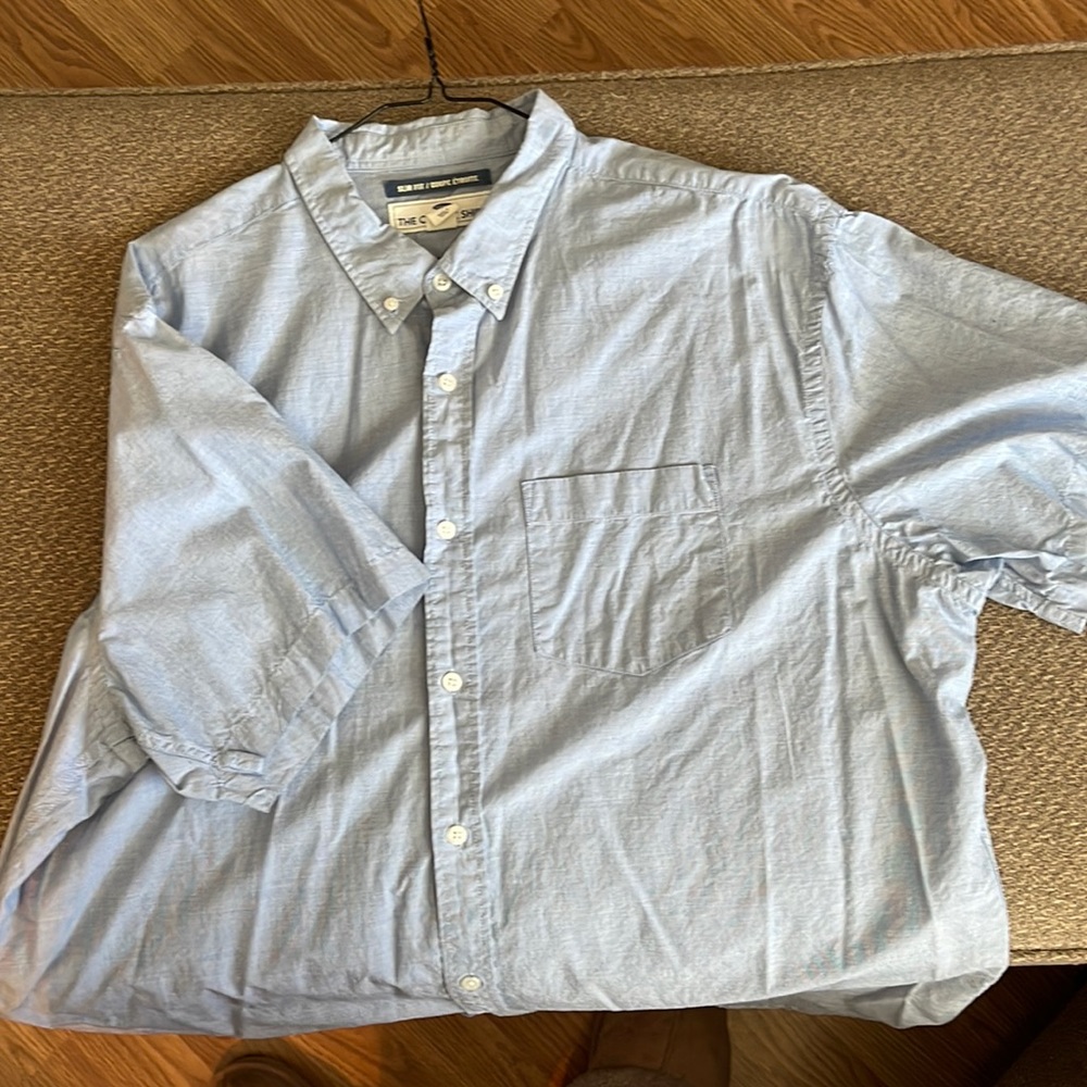 Old navy denim looking short sleeve button down shirt